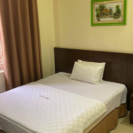 Ho Tay Hotel Ha Long Bagian luar foto